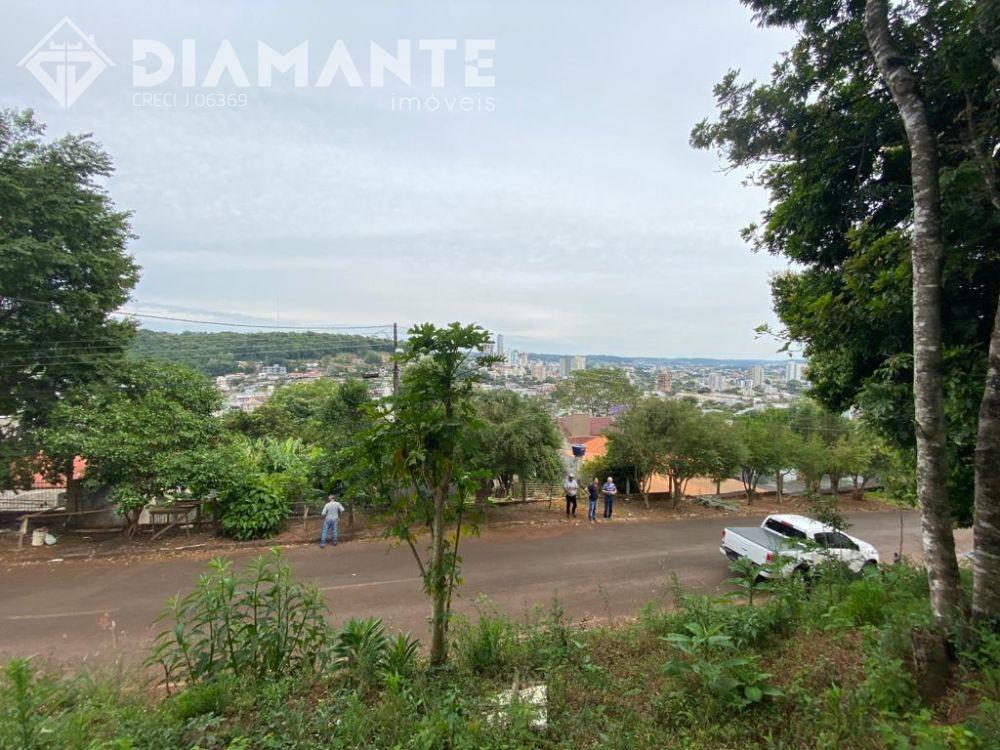 Terreno c/ 1056m² com vista para cidade - R. Apucarana Francisco Beltrão 