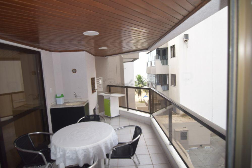 Apartamento 3 dormitrios, prdio frente mar p na areia - Itapema SC