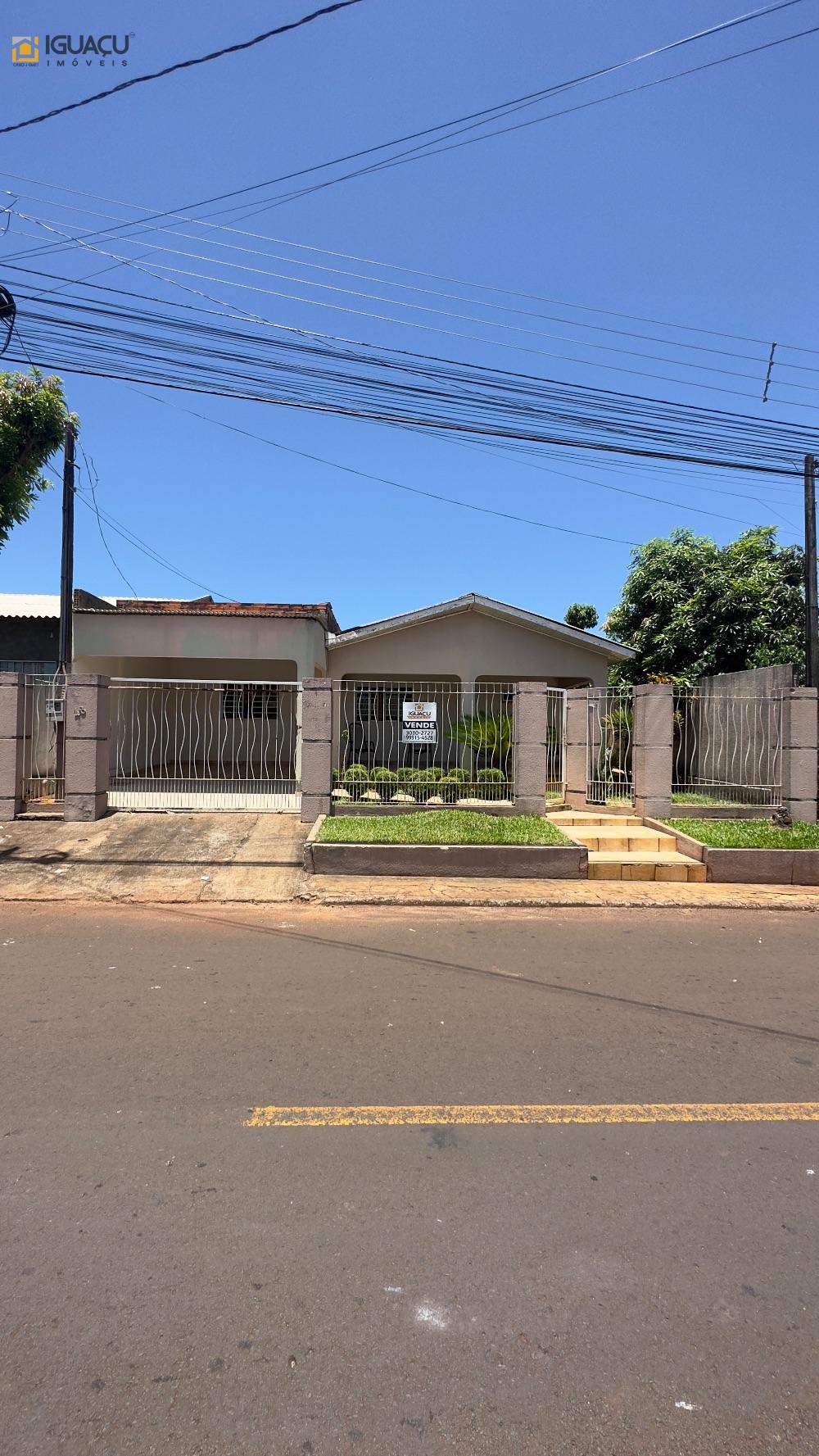 Casa para Venda no Jardim Ipê II em Foz do Iguaçu - PR. 