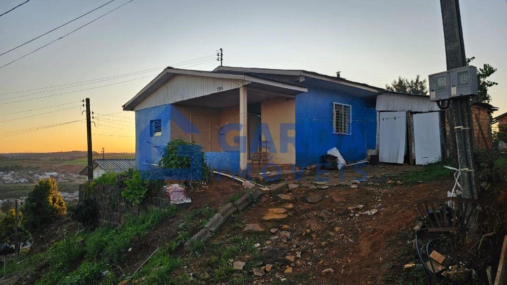 Casa no Cruzeiro bem localizada com timo preo