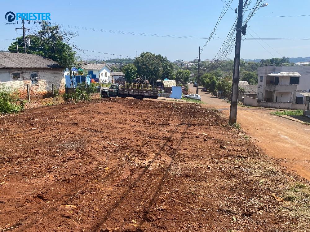 LINDO LOTE DE ESQUINA COM 394,83 m² PRONTO PARA CONSTRUIR