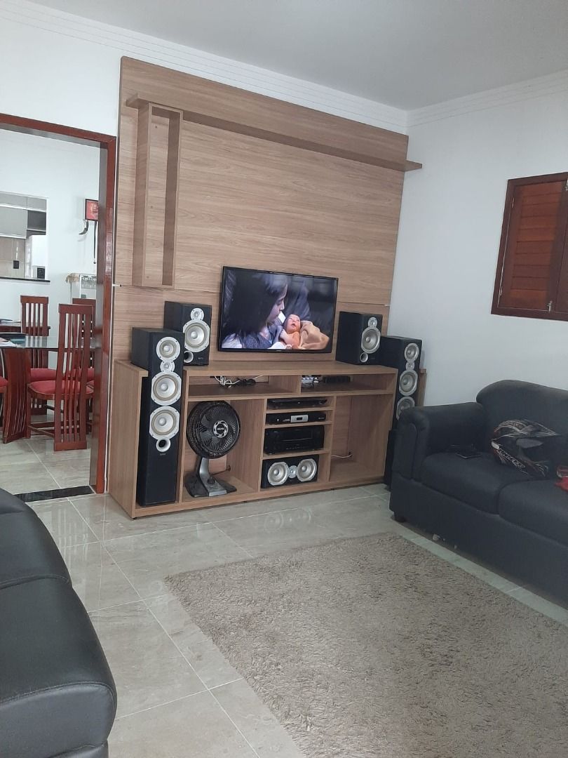 Casa com 3 dormitórios à venda, 130 m² por R$ 430.000 - Ernest...