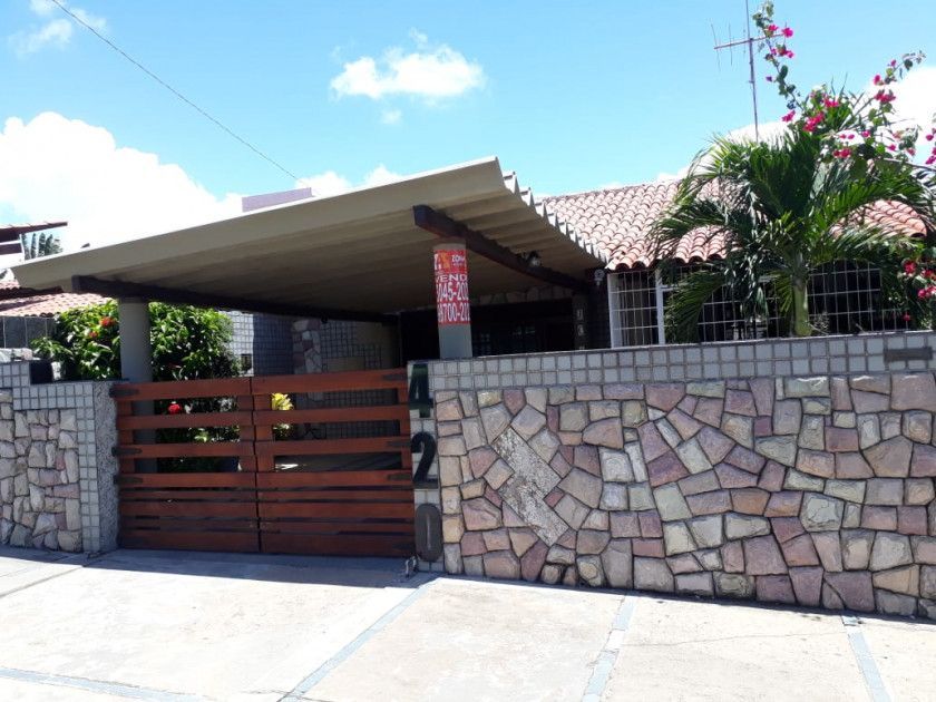 1 Casa Funcionários IV - João Pessoa, à venda por R$ 280.000