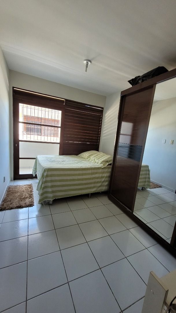 Casa com 3 dormitórios à venda por R$ 350.000 - Ernesto Geisel...