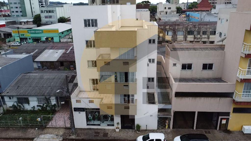 VENDE-SE APARTAMENTO MOBILIADO DE ALTO PADRÃO