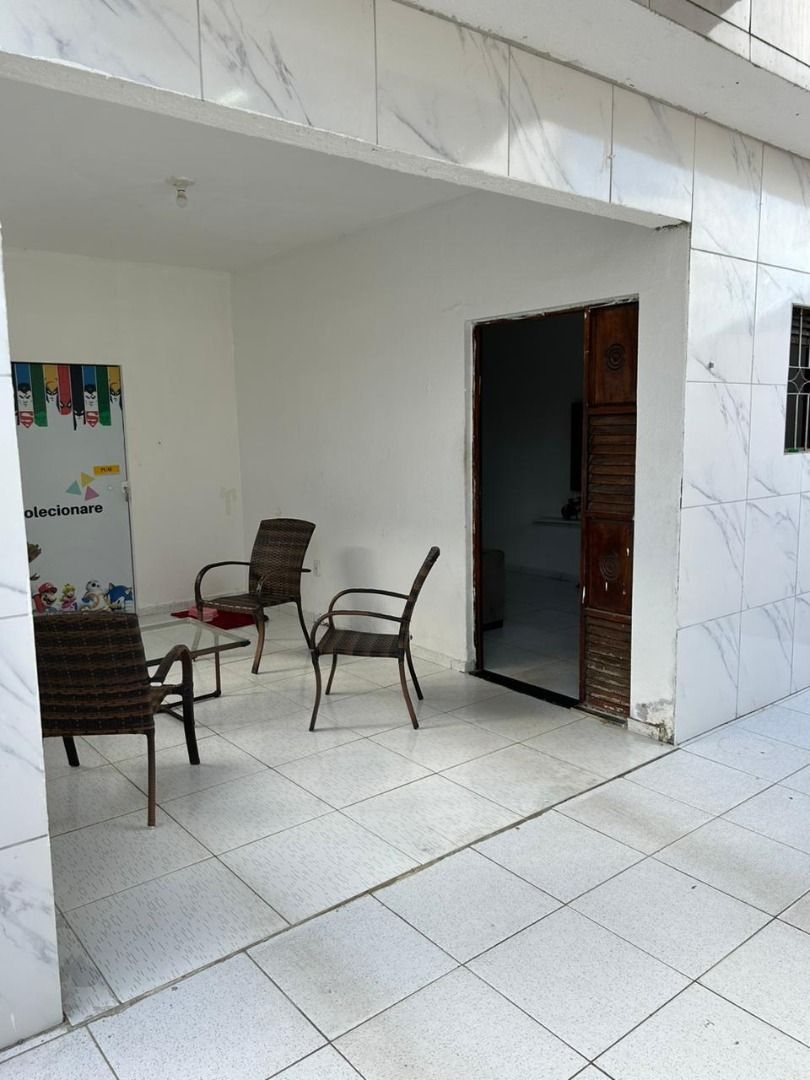 Casa com 6 quartos, à venda por R$ 380.000- Ernesto Geisel - J...