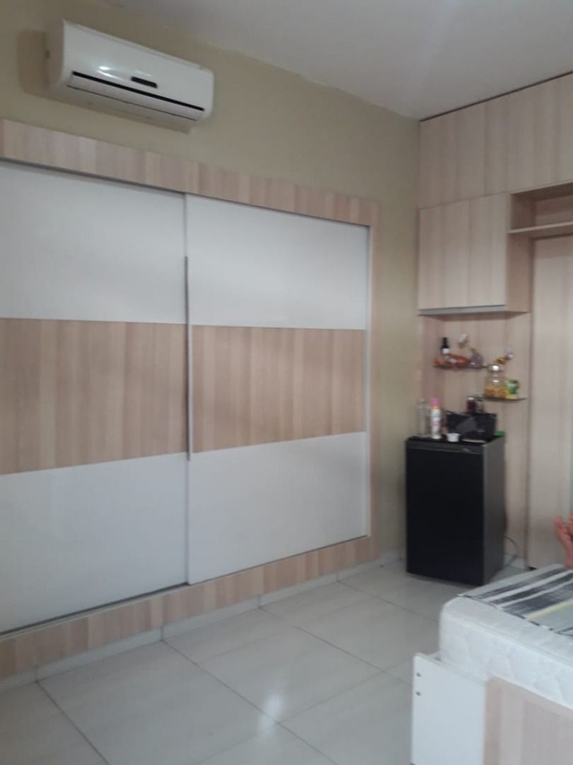 Casa com 3 dormitórios à venda, 1 m² por R$ 380.000,00 - Ernes...