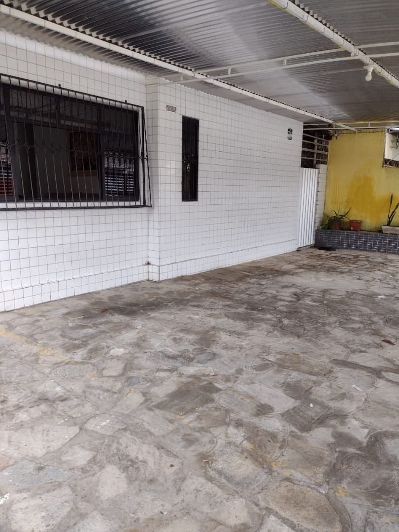 Apartamento com 2 dormitórios à venda, 78 m² por R$ 190.000 - ...