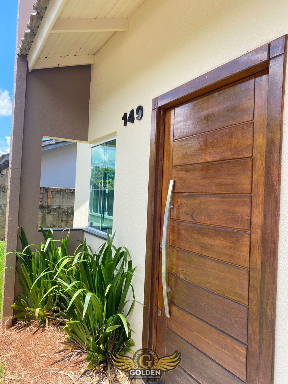 LINDA CASA COM 3 QUARTOS NO BAIRRO AEROPORTO