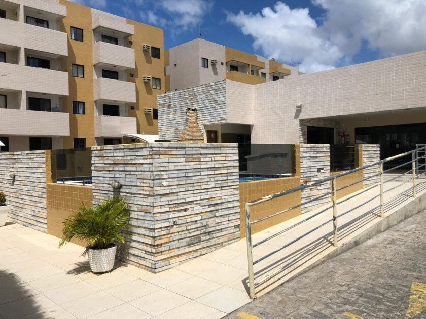 Apartamento com 2 dormitórios à venda, 56 m² por R$ 150.000,00...