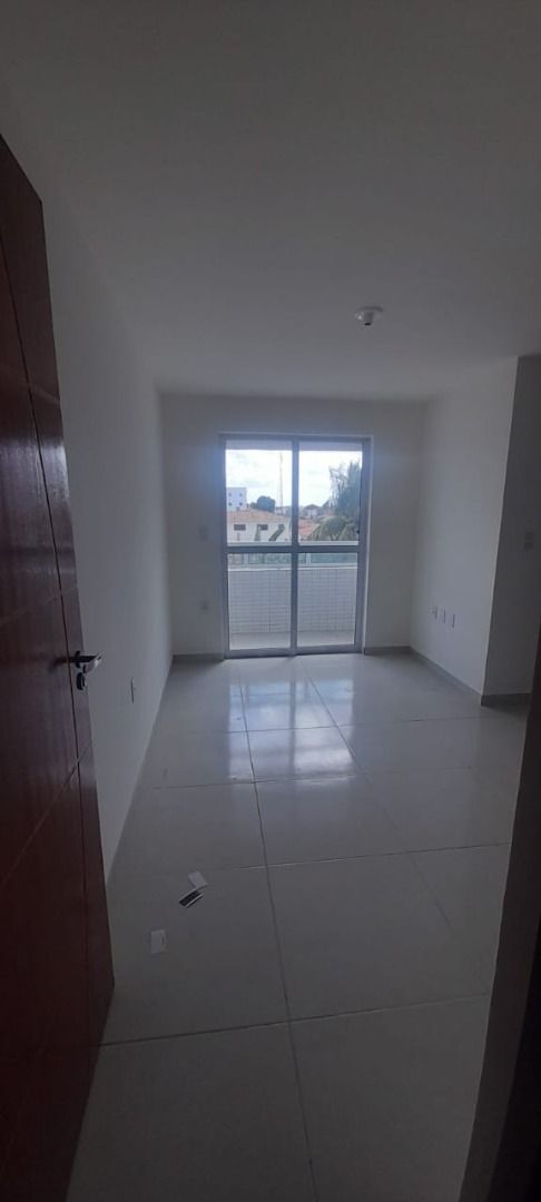 Apartamento com 3 dormitórios à venda por R$ 185.000 - Cristo ...