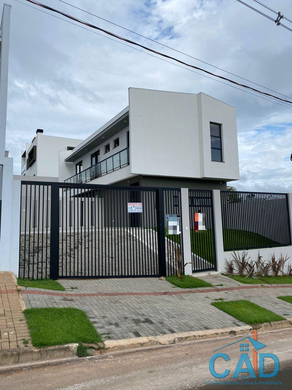 🏡✨ Lindo Sobrado em Alvenaria em tima Localizao! ✨