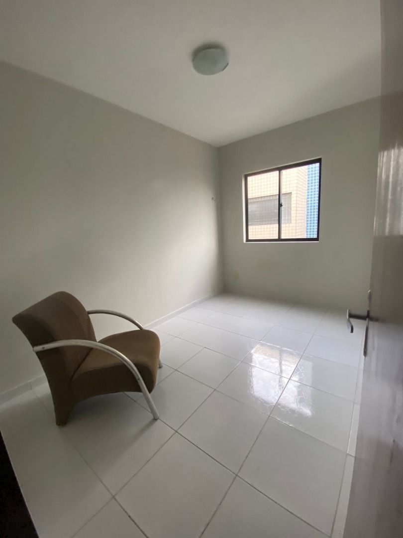 1 Apartamento de 90 m² Bancários - João Pessoa, à venda por R$...