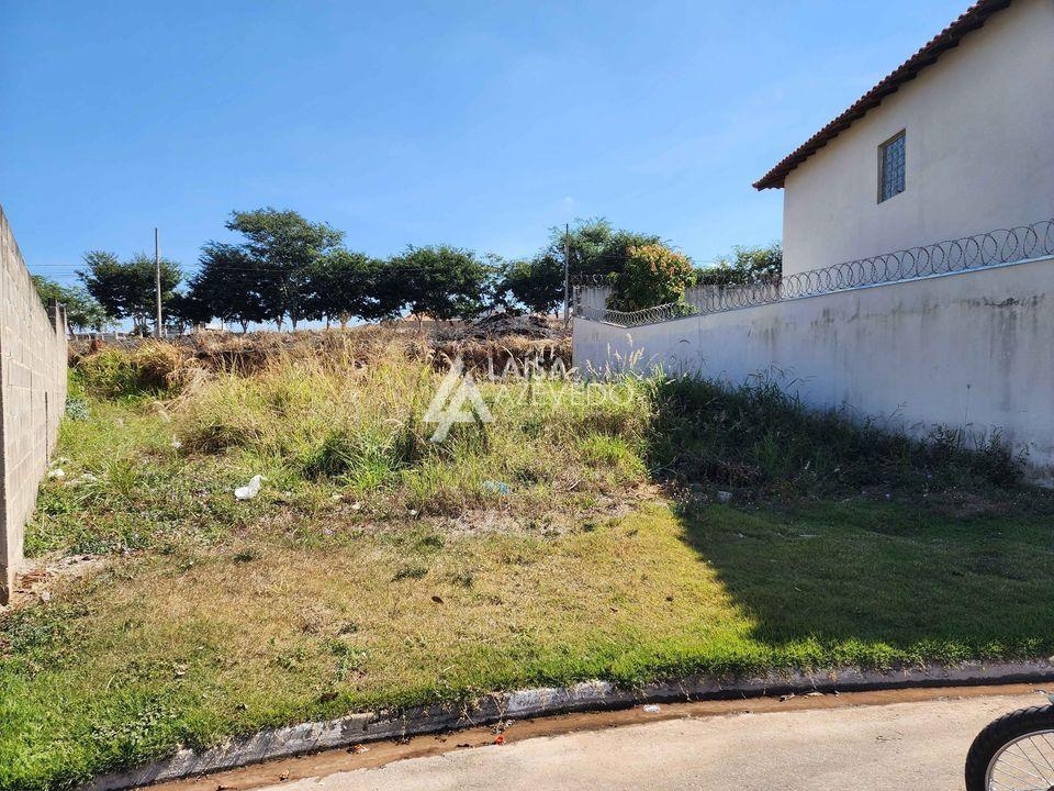 LOTE  NOVA PASSOS I