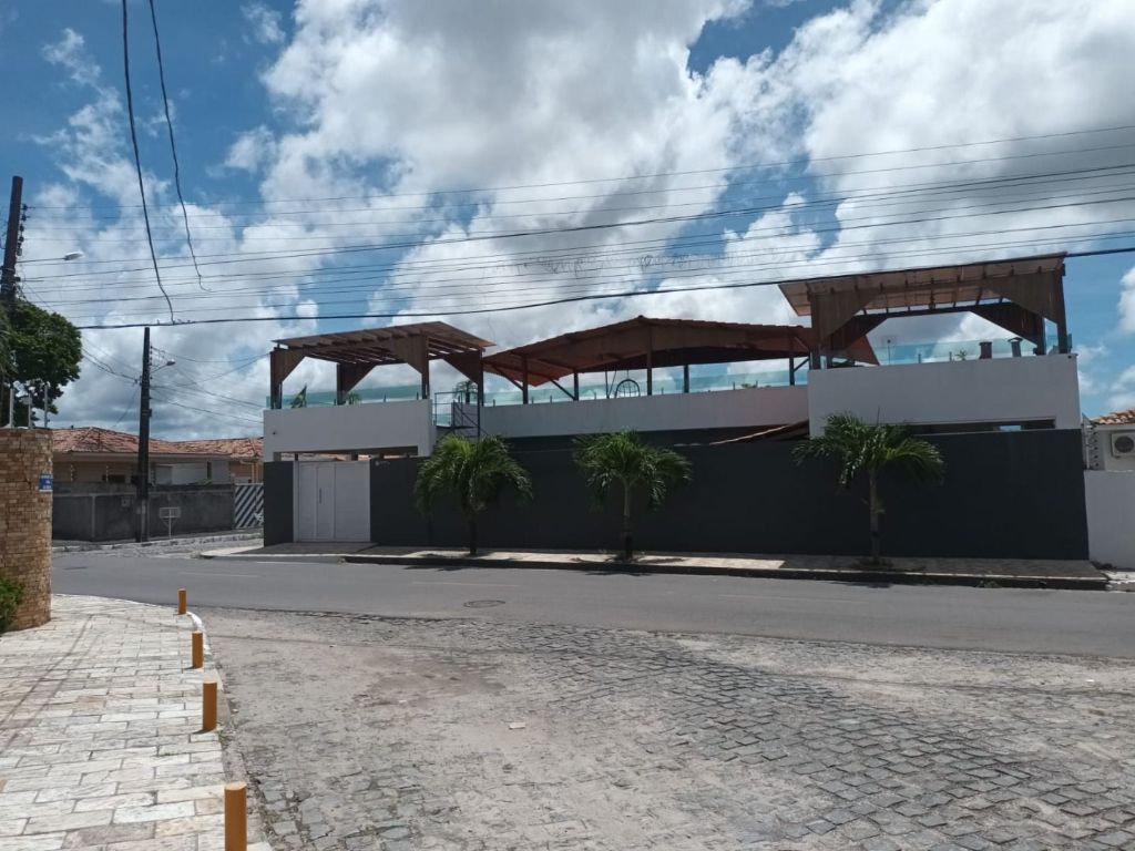 Casa com 3 dormitórios à venda por R$ 685.000 - Água Fria - Jo...