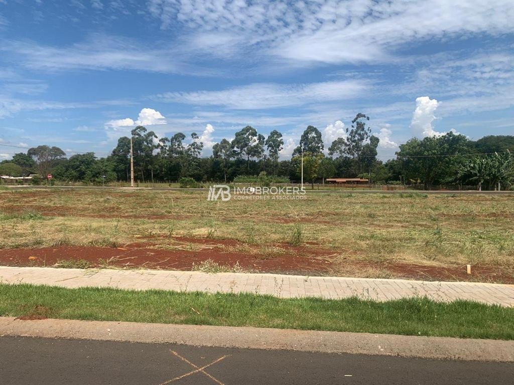 Terreno à venda no bairro- Jardim Santiago, em Foz do Iguaçu-PR