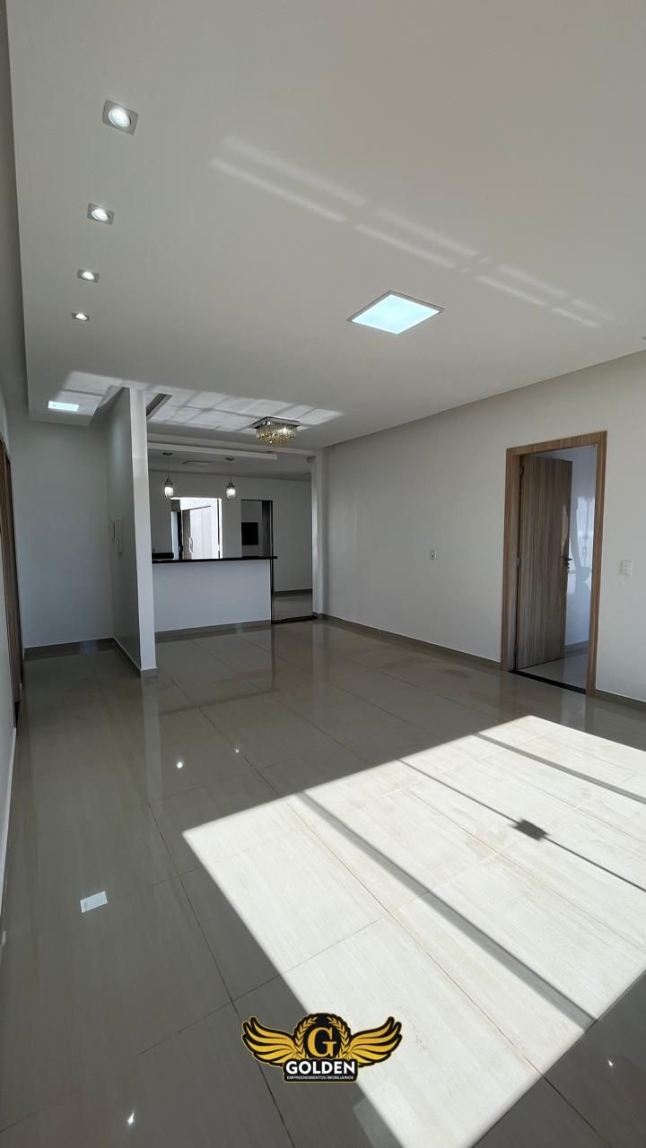 LINDA CASA COM PISCINA PRONTA PARA MORAR!!