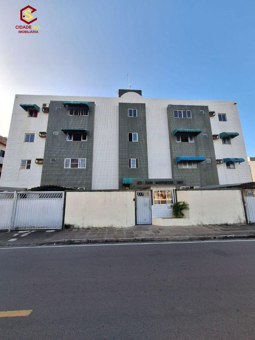 Apartamento com 3 dormitórios à venda por R$ 190.000,00 - Jard...