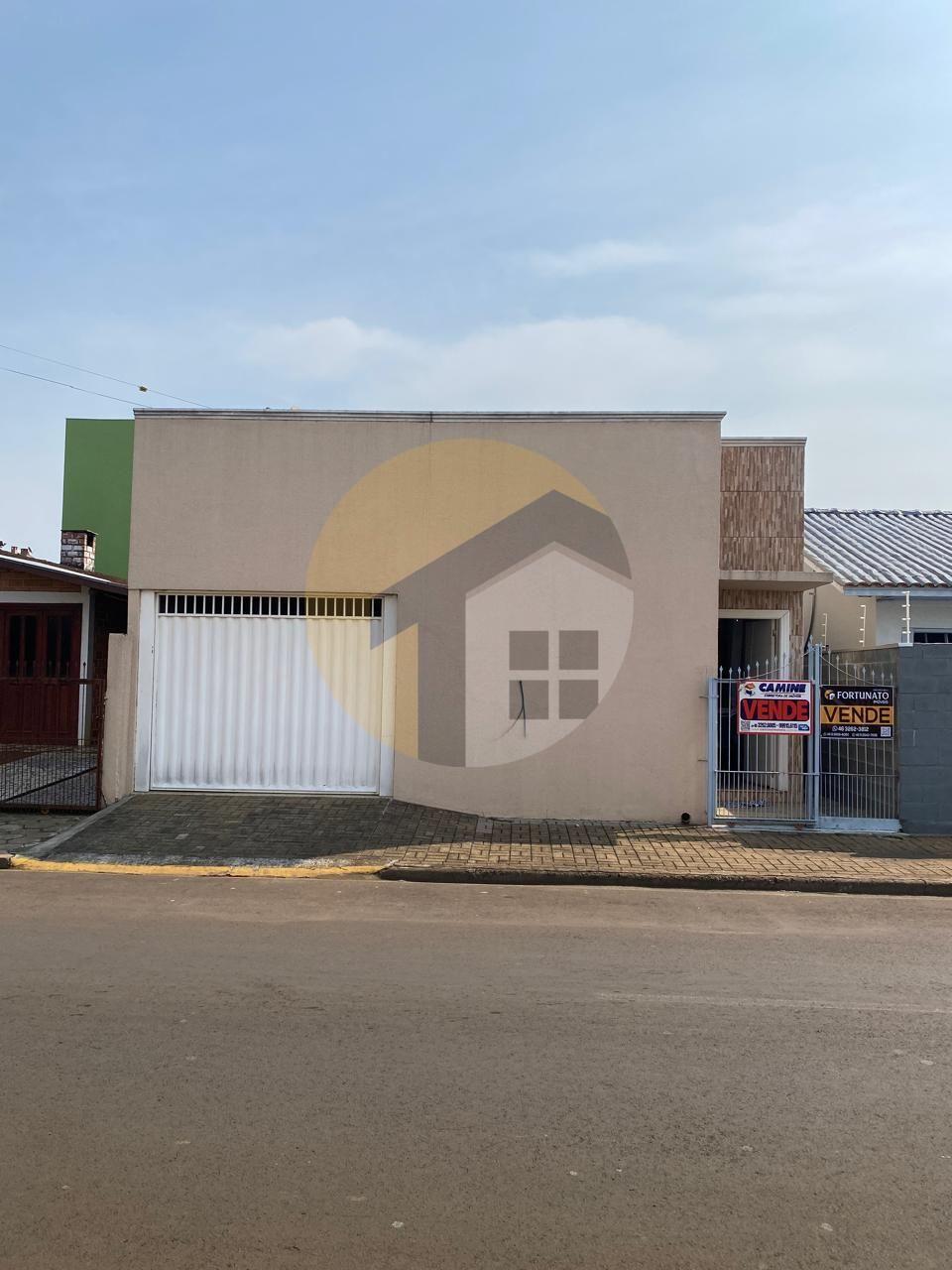 VENDE-SE CASA SEMI-MOBILIADA, ÓTIMA LOCALIZAÇÃO