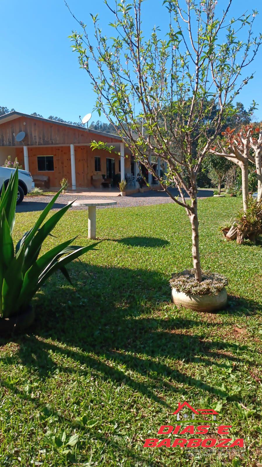 Chcara com 10.000m, Localizada na Linha Bonita em Santo Antonio do Sudoeste.