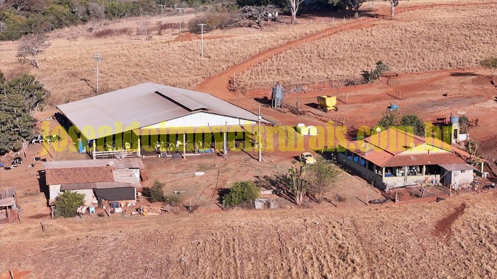 Sítio 8,70 hectares, pecuária leiteria, porteira fechada, Perd...