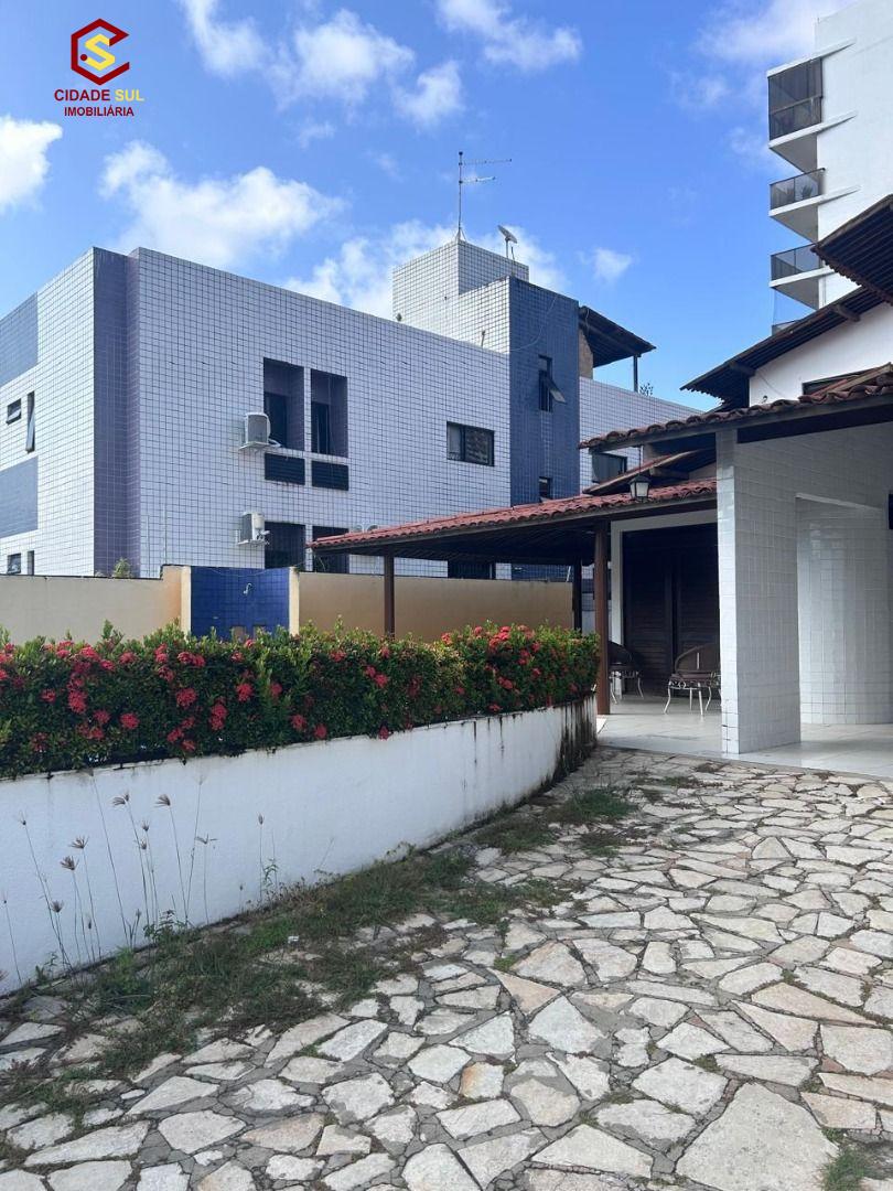 Casa com 4 dormitórios à venda, 363 m² por R$ 1.500.000,00 - J...