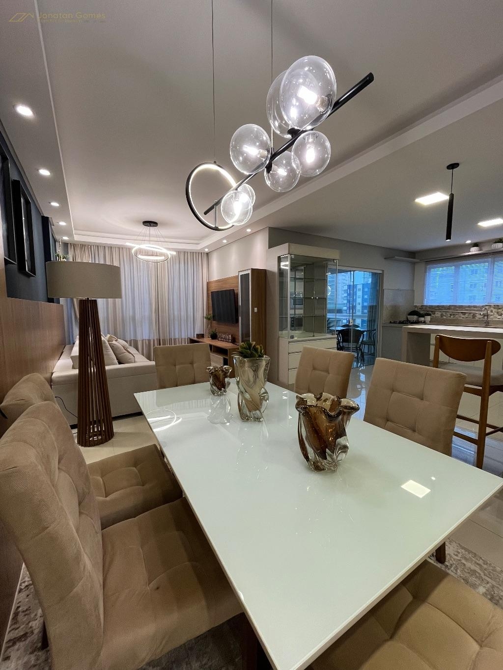 APARTAMENTO MOBILIADO NO ED. RESIDENCIAL KANDISKY 