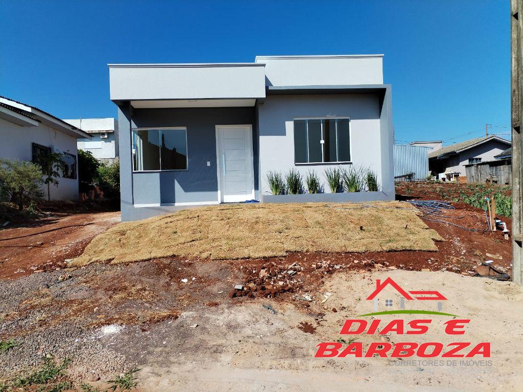 Lote de 360m com casa de 70m, localizado no Bairro Uassari em Ampre. 