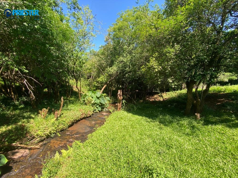 Linda Chacara de 6.000m²  na linha São Paulo