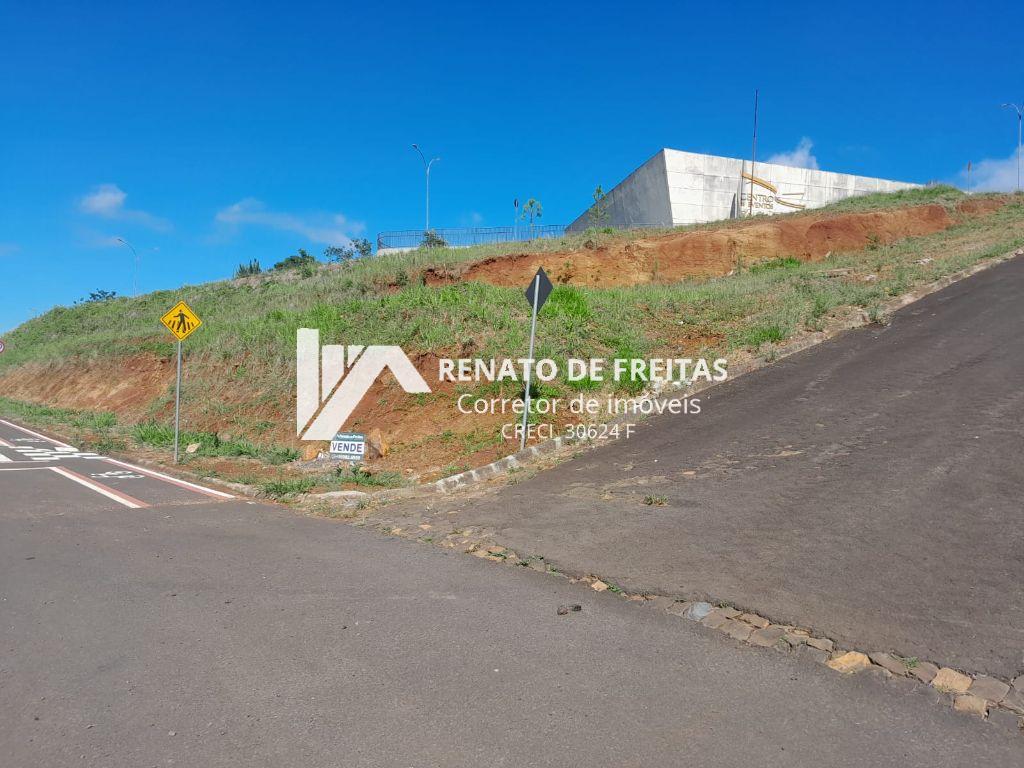 Terreno amplo em ótima localização!