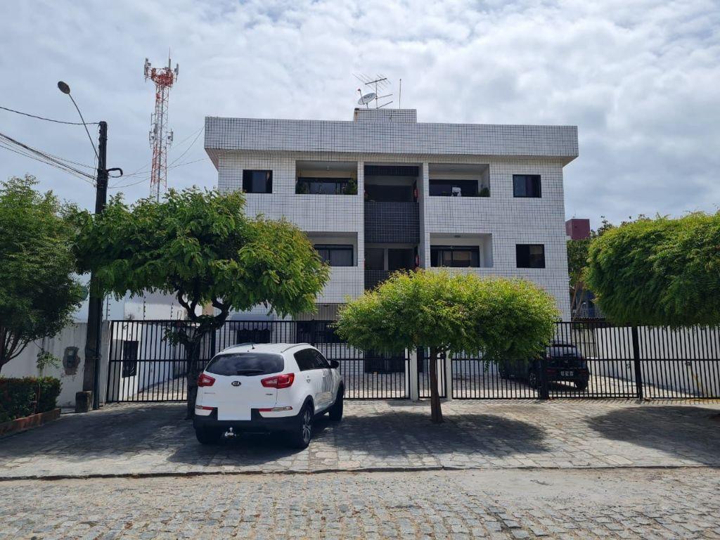 Apartamento com 3 dormitórios à venda, 84 m² por R$ 330.000,00 - Bessa - João Pe
