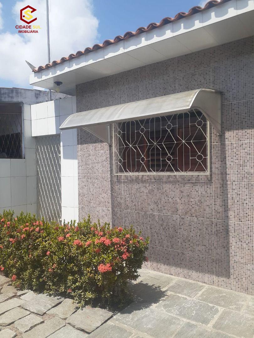 Casa com 3 quartos, 111 m², à venda por R$ 320.000- Mangabeira...