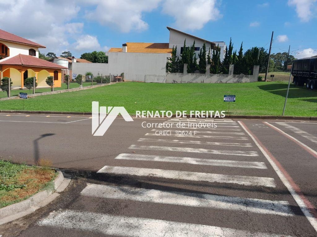 Terrenos com excelente localização