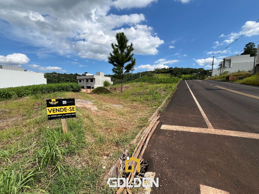TERRENO DE ESQUINA NO LOTEAMENTO SÃO JOSE - SEMINÁRIO