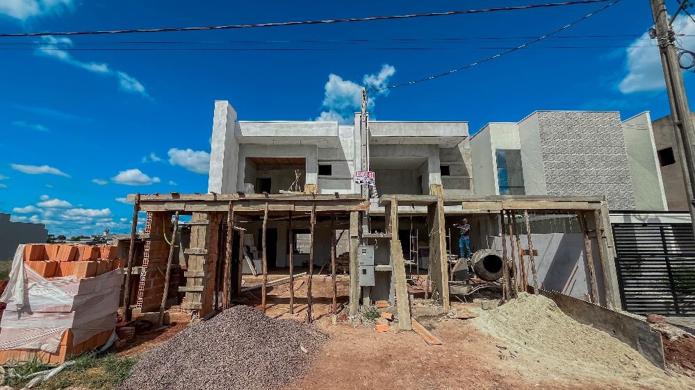 Sobrado Espaçoso e Moderno no Jardim Virginia - Fase de Constr...