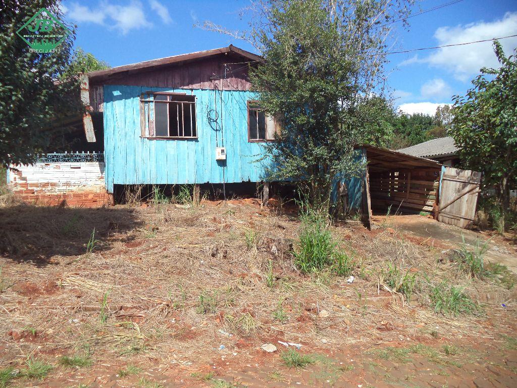 lote contendo uma casa 