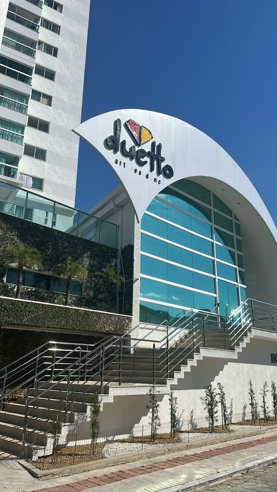 APARTAMENTO RESSACADA 