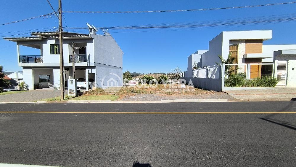 LOTE AMPLO PRONTO PARA CONSTRUIR