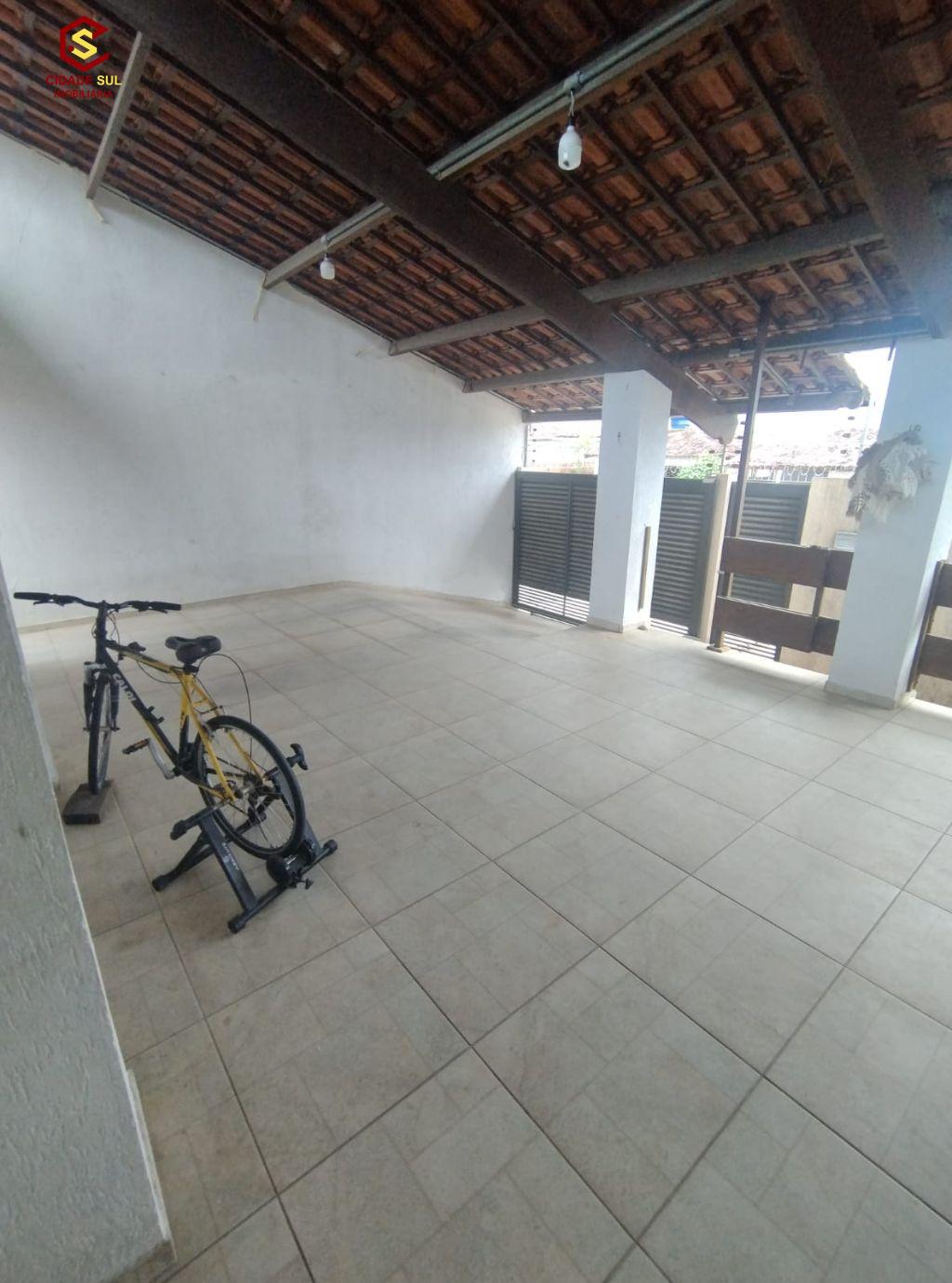 Casa á venda em Colinas do Sul por 230 mil