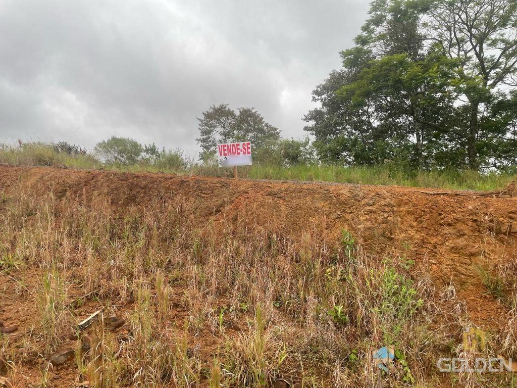 TERRENO NO LOT. SANTANA COM ÓTIMA VISÃO
