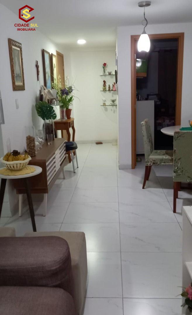 Apartamento á venda 2 quartos por R$ 390 Mil