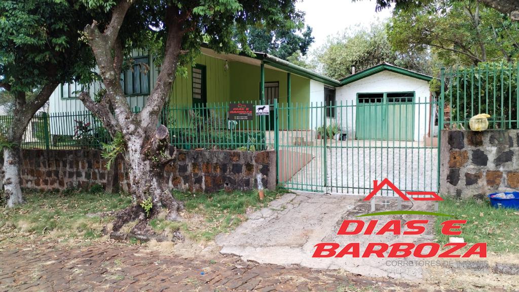 Lote de 700m com casa mista de 100m, localizado no Bairro Nossa Senhora das Gr
