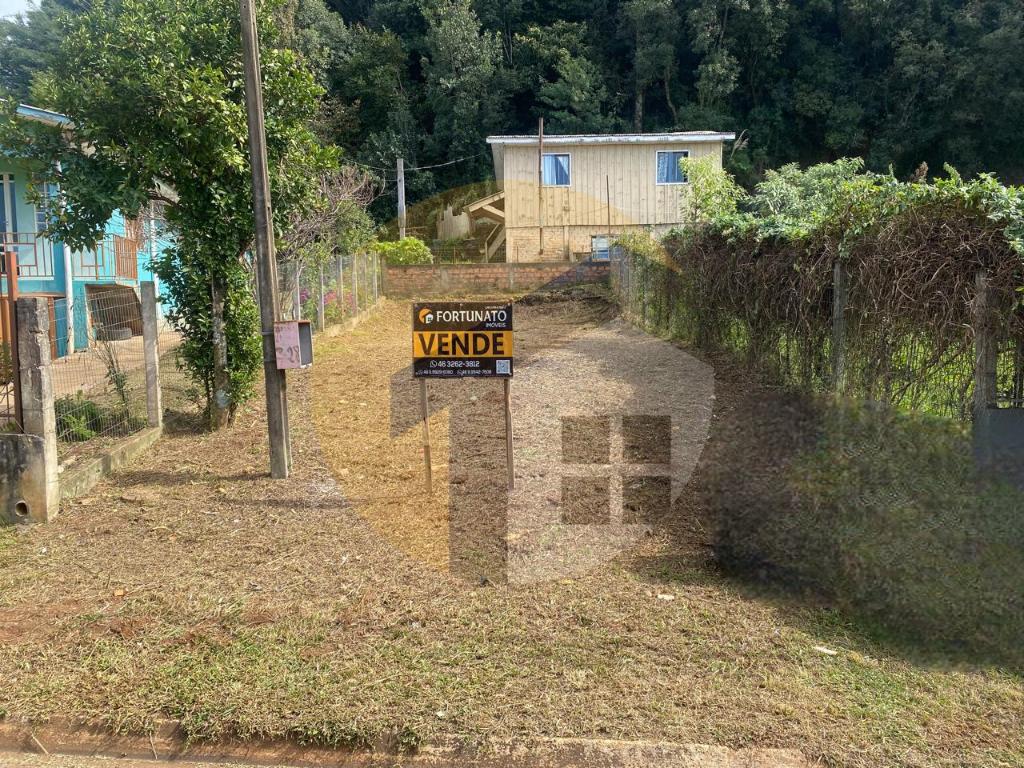VENDE-SE TERRENO
