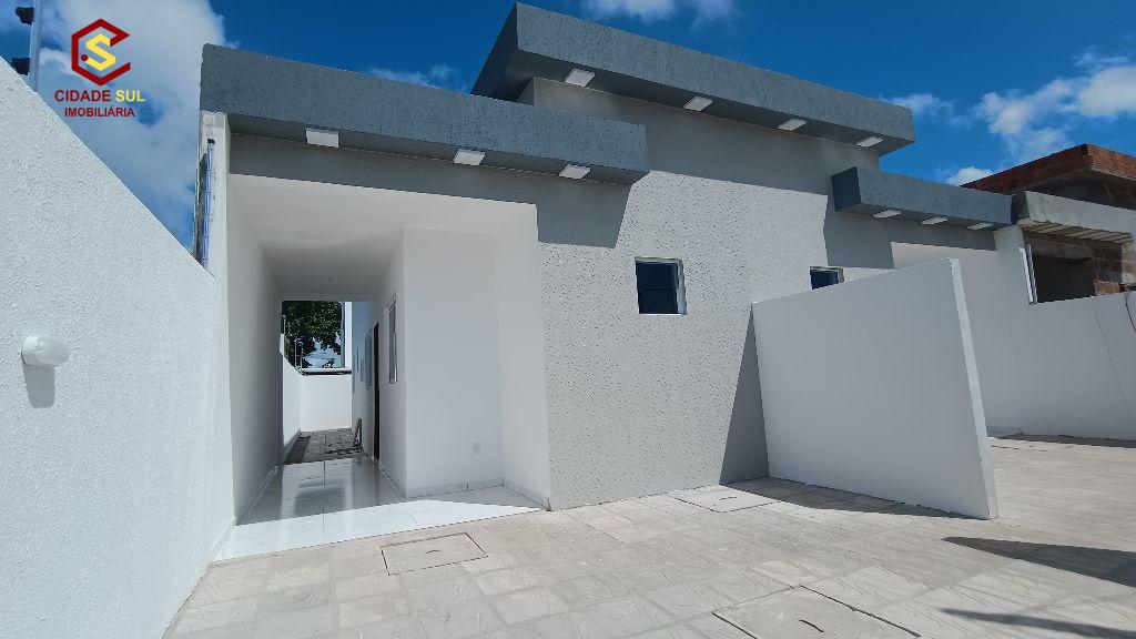 Casa á venda 2 quartos sendo um suíte por R$250 Mil no João Pa...