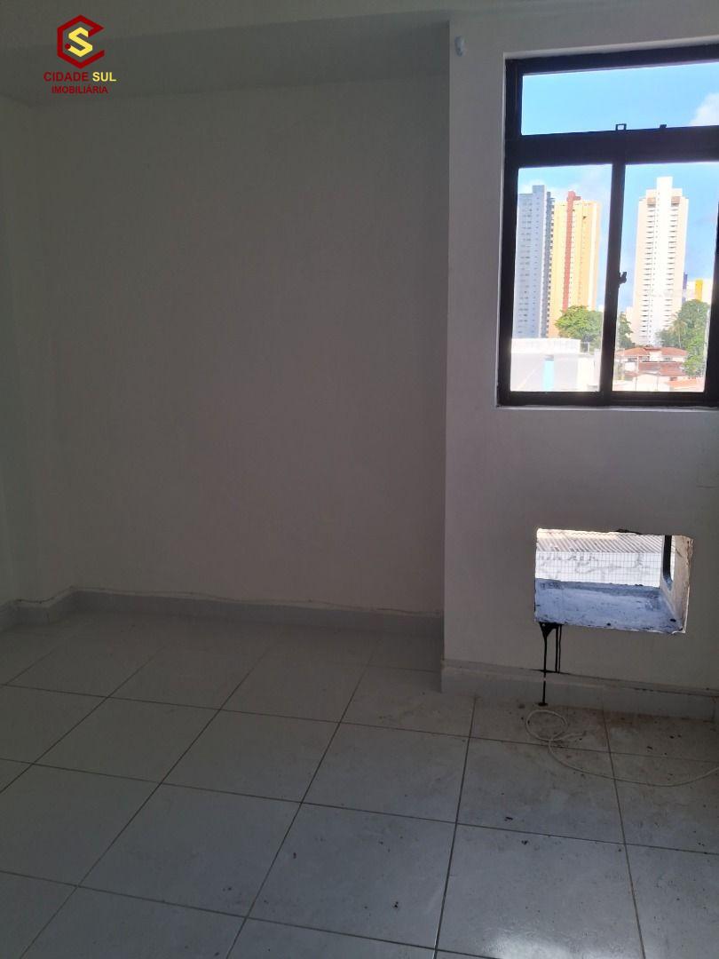 Apartamento á vemda 3 quartos sendo 1 suíte em Miramar por R$2...