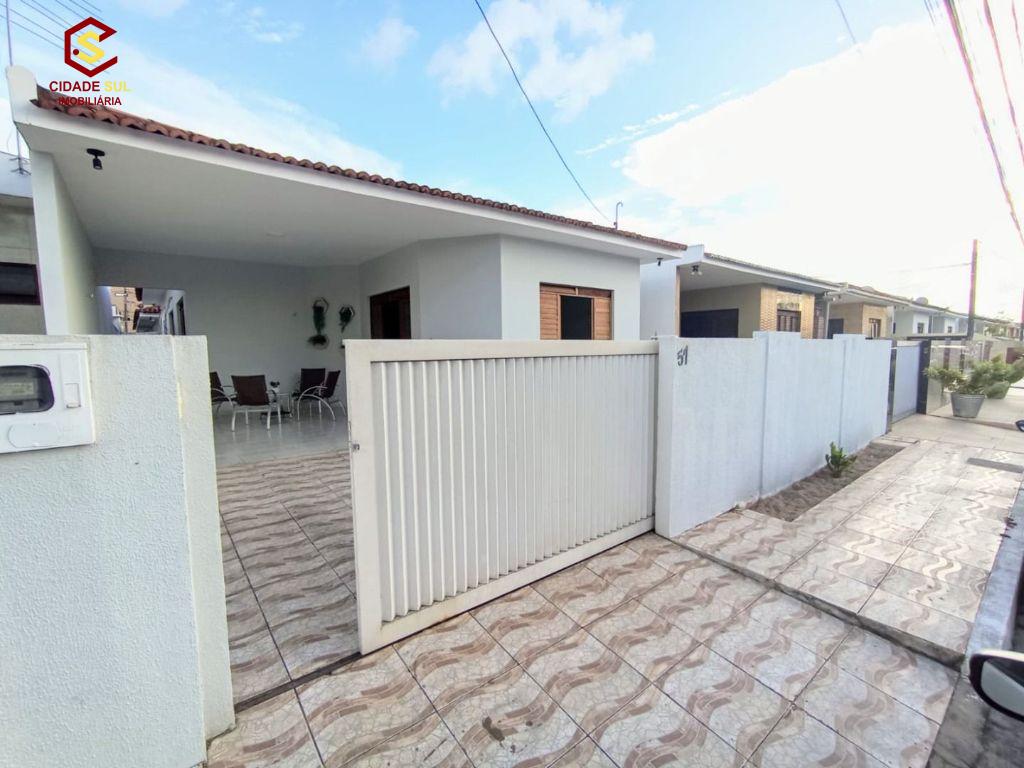Casa á venda 