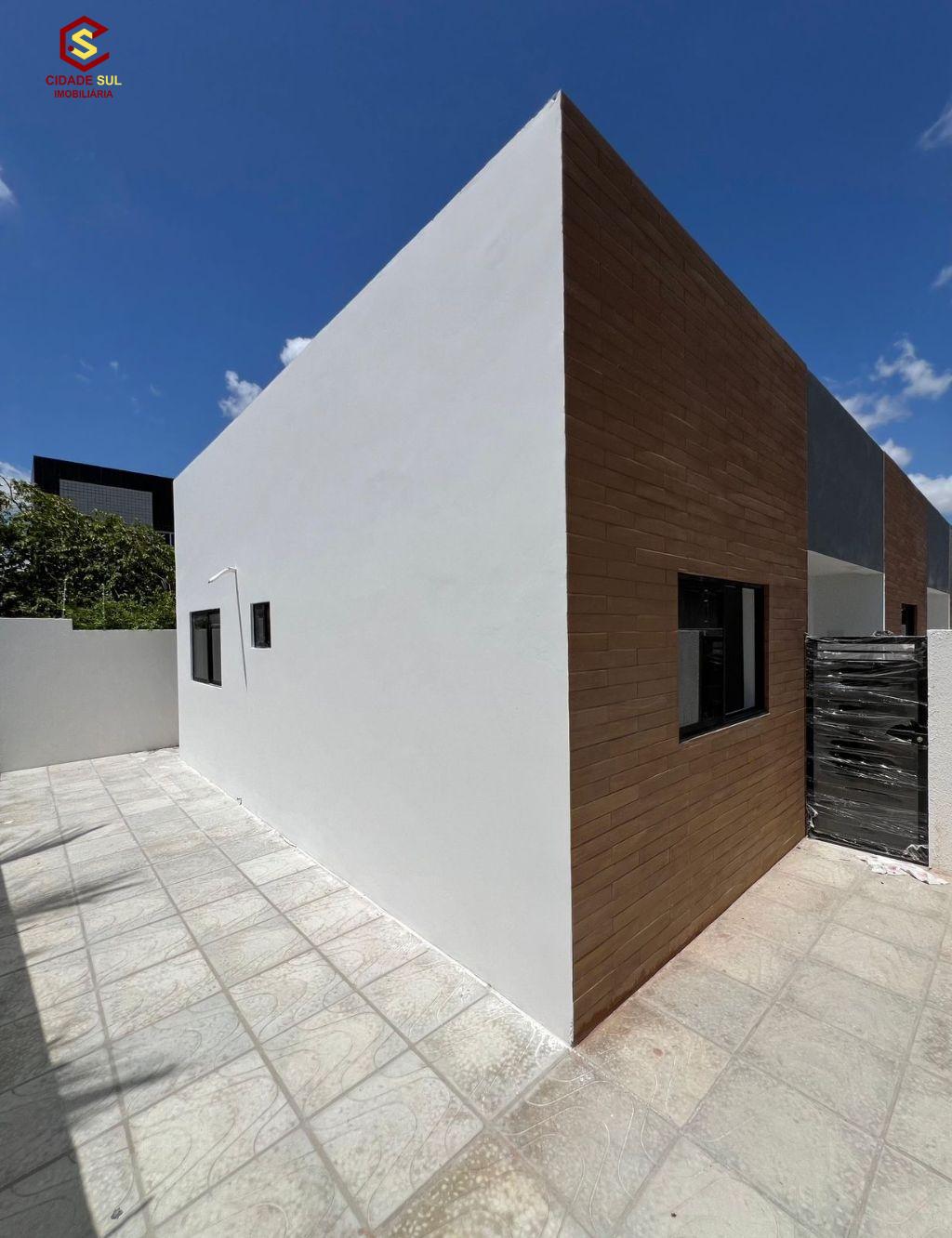 Casa á venda no Bairro das Indústrias por R$175 Mil, 53 m²