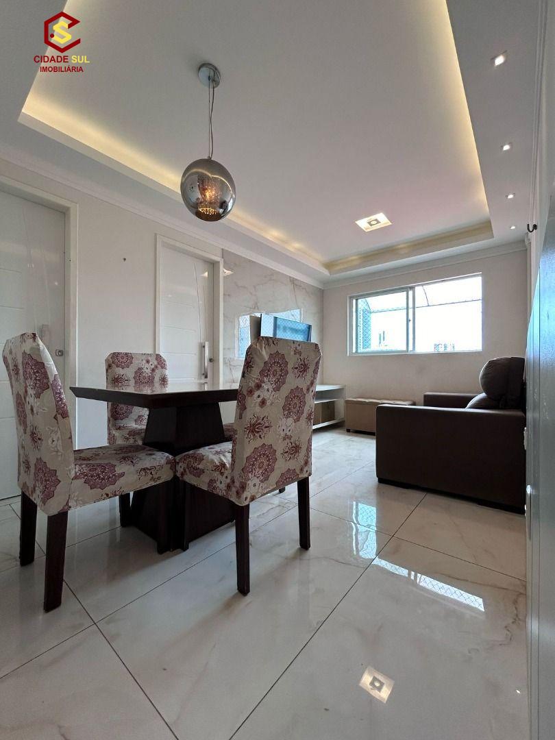 Apartamento com 2 dormitórios à venda, 49 m² por R$ 340.000,00...