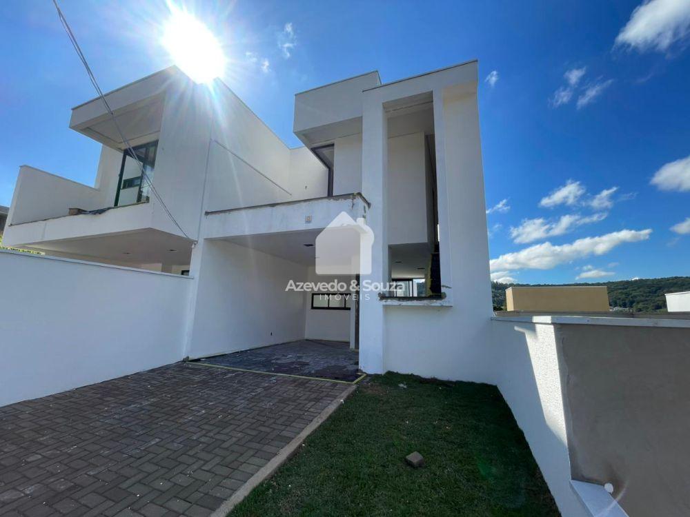 SOBRADO MODERNO COM DUAS SUTES NO SEMINRIO