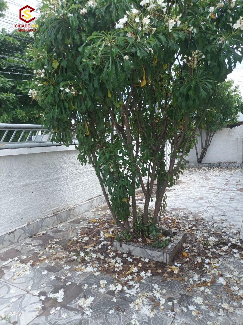 Casa á venda no Geisel por R$520 MIl, 3 quartos sendo um suíte
